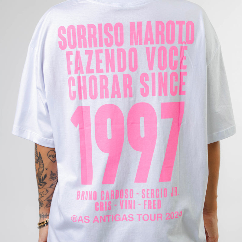 T-SHIRT SORRISO MAROTO 1997 - ROSA E BRANCO